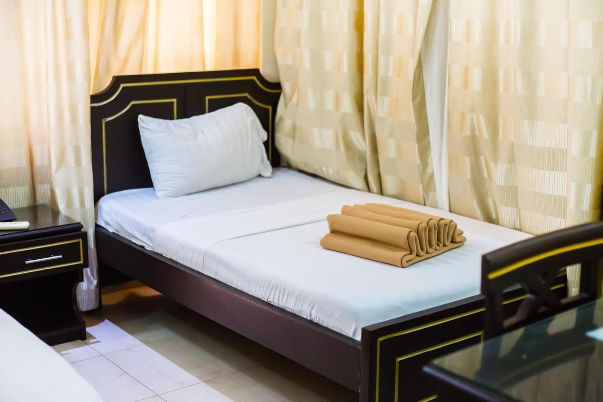 Sleep Inn Hotel - Kariakoo Dar es Salaam Exteriör bild